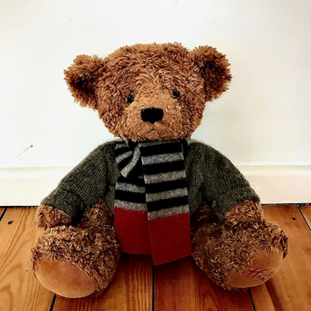 Picture of Teddy Bear Scarf Black Grey Pink